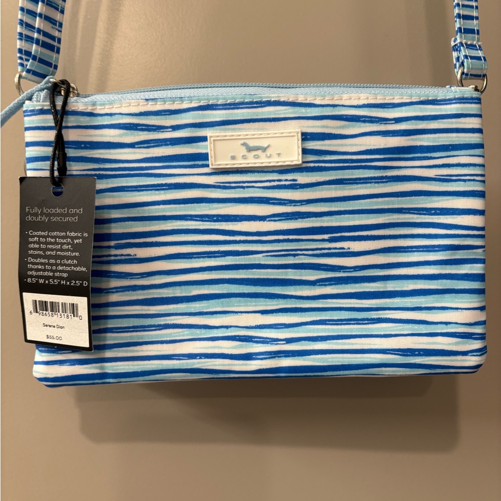 Scout Carson crossbody bag. Coated cotton fabric. Blue& White